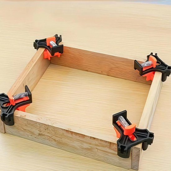 12-delige haakse houtklemset met 90-graden snelspansysteem van Merkloos	