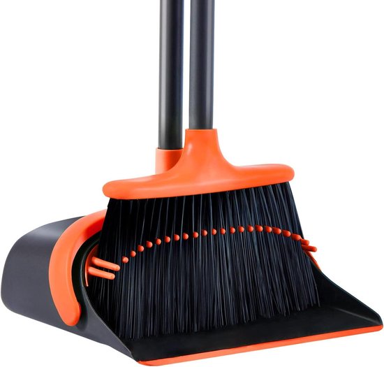 Bezem veegschep - voor efficiënt schoonmaken. van Merkloos	