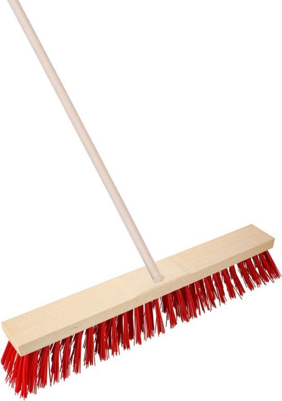 Brumag Straatbezem Elaston voor buiten - Kop 60 cm met extra veel vezels - rood - Houten steel 140 cm van Brumag