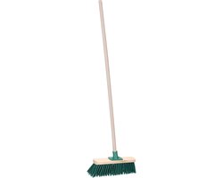 Budget Buitenbezem - groen - hout - hard - 34 x 130 cm - straatbezem - tegelbezem - schoonmaak van BUD