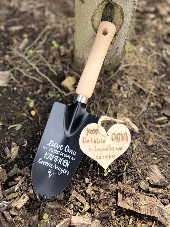 Creaties van Hier - Tuinschepje met houten hartje Oma - oma - 27.5 cm - hout - Metaal - moederdag cadeautje van Creaties van Hier