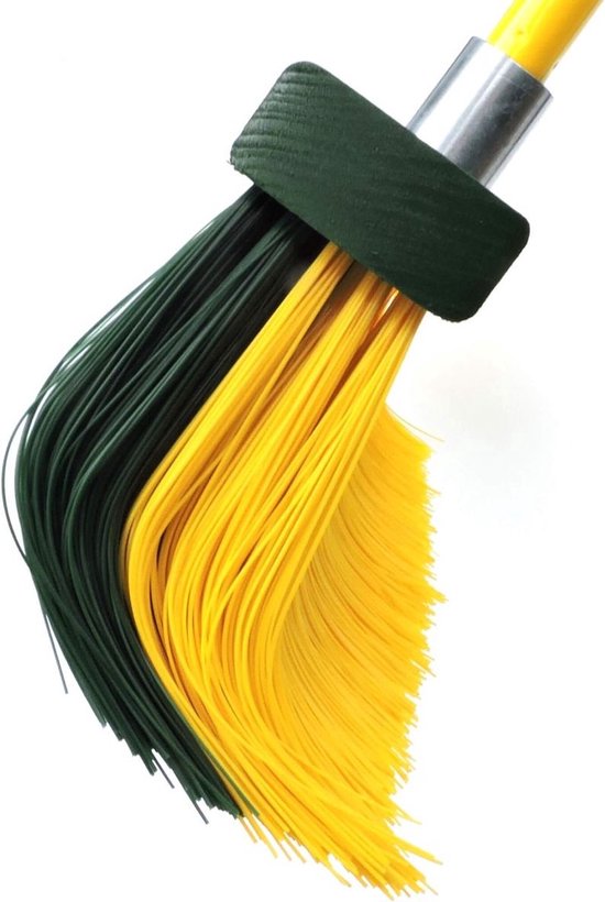 Klauwbezem - Kunstgras bezem - Tuinborstel - telescoopsteel - 60cm breed van Vigoro