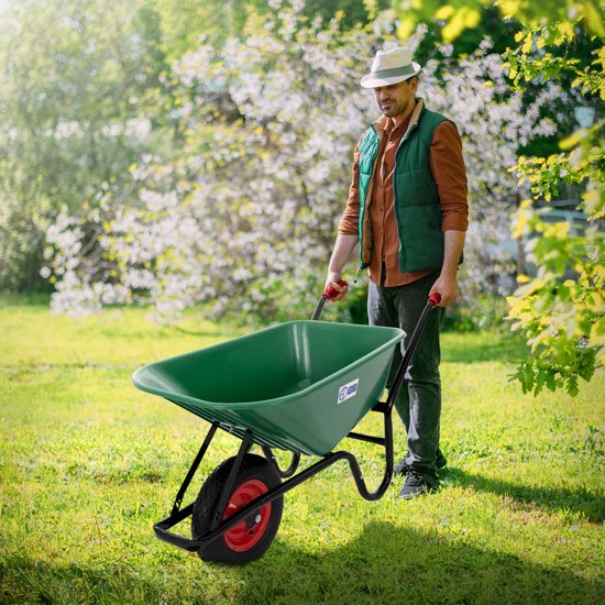 Kruiwagen kunststof 100 liter tot 150kg groen met luchtbanden en metalen velg van Merkloos	