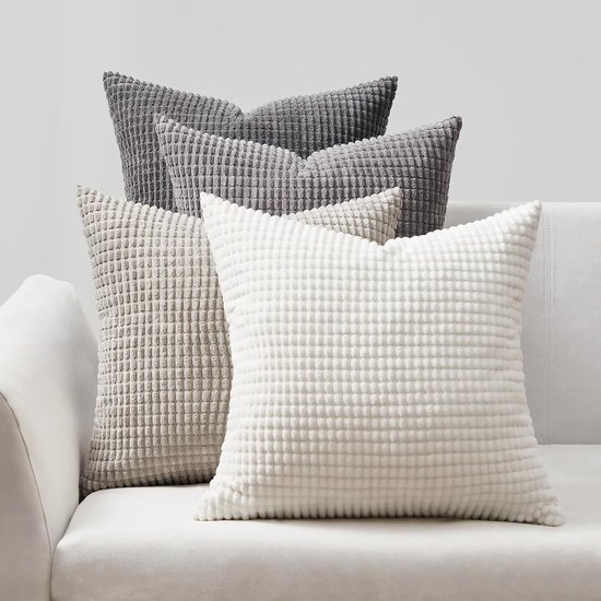 Kussens voor bank - Scandinavische woonkamer - 2 vierkante kussens - dubbelzijdig pluisd - Cheryl vlak patroon