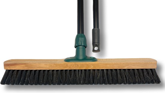 MAUS Classic bezem binnen 50cm - zachte paardenhaar zaalveger van hout met steel - made in EU -zeer robuust van MAUS