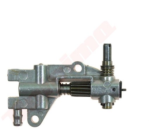 Oliepomp voor 45cc/52cc/58cc Chinese Kettingzaag Merk BPC Parts van Merkloos	