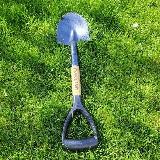 Schop met gravering (naam, spreuk en/of logo) - vaderdag 2024 tip! van Pine & Cedar