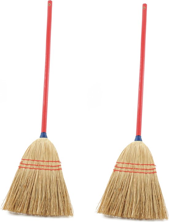 Set van 2x kinderbezems stro met rode steel 75 cm - Schoonmaakartikelen/Kamerbezems van Mergroup
