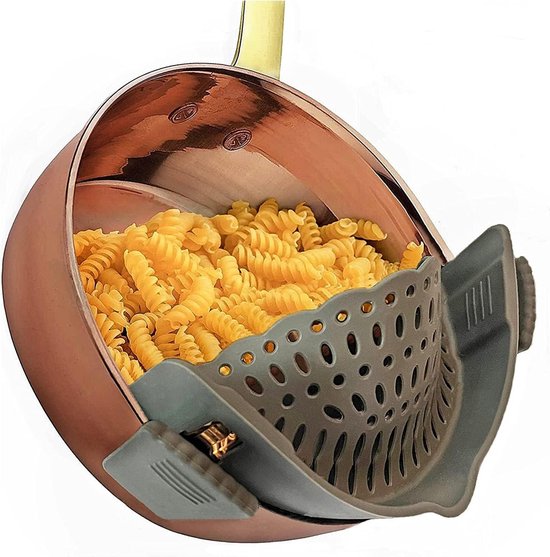 Siliconen Keukenzeef voor Meel, Gebak en Sauzen - Opknoping Design met Handvat van Merkloos	