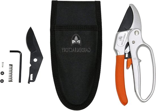 Snoeischaar met tandstang - reserveveer en transporttas van Fiskars