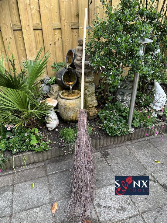 Synx Tools Heksenbezem Berkenbezem Bezem - Rijsbezem - Takkenbezem - Stalbezem - bezems - Halloween versiering/decoratie - bodembewerkers - Inclusief steel 120cm van Synx Tools