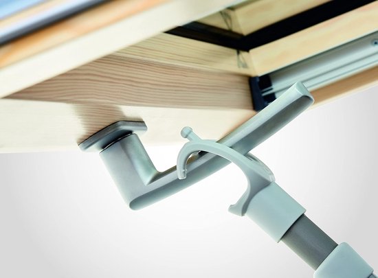 Telescopische Bedieningstang voor Dakramen en Rolgordijnen - Uitschuifbaar van 1170-1900mm van Merkloos	