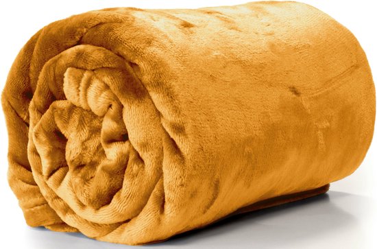 Unique Living | Enzo plaid 130x180cm mellow yellow van Unique Living