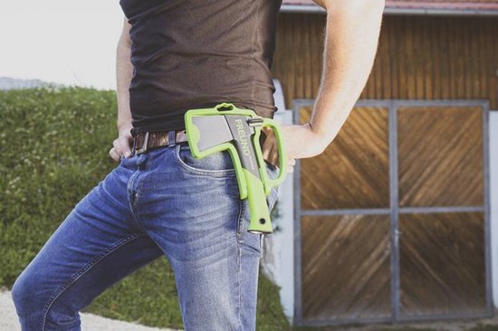 Universele bijl 24 cm - Gesmeed staal met opberghouder voor tuin en outdoor van Merkloos	